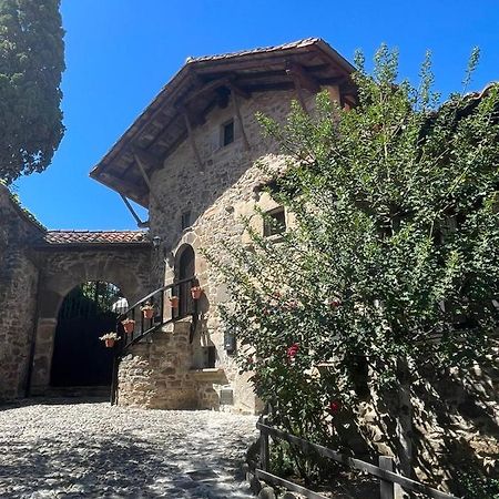 Little Tower Villa Потес Екстериор снимка